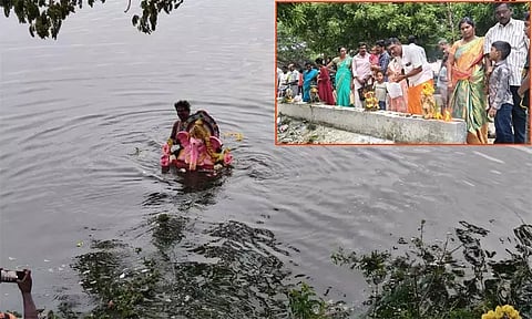 திருவள்ளூர்.. காக்களூர் ஏரியில் விநாயகர் சிலைகளை கரைத்த மக்கள்