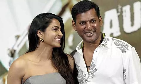 விஷால் - சாய் தன்ஷிகா திருமண நிச்சயதார்த்தம்