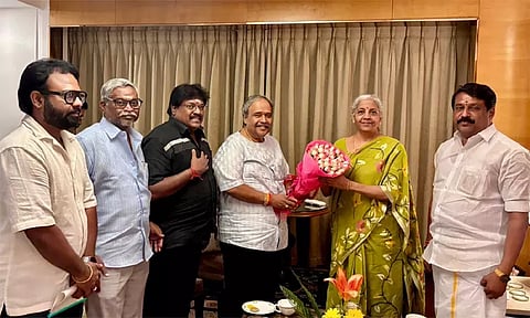 மத்திய நிதி மந்திரி நிர்மலா சீதாராமனுடன் தமிழ்நாடு திரையரங்கு உரிமையாளர்கள் சங்கத்தின் சந்திப்பு