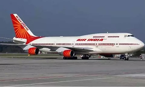 ஏர் இந்தியா விமானத்தில் கோளாறு: டெல்லியில் அவசரமாக தரையிறக்கம்