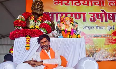 மராத்தா இடஒதுக்கீடு போராட்டம்: வீதிகளில் போராடக் கூடாது- மும்பை ஐகோர்ட்டு அதிரடி