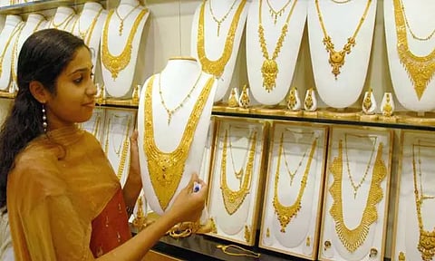 தொடர்ந்து ஏறுமுகத்தில் தங்கம் விலை.... இன்றைய நிலவரம் என்ன?