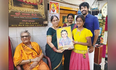 நெமிலி பாலா பீடத்தில் நடிகர் சிவகார்த்திகேயன் குடும்பத்துடன் சாமி தரிசனம்