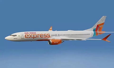 பறவை மோதியதால் பெங்களூரு புறப்பட்ட ஏர் இந்தியா எக்ஸ்பிரஸ் விமானம் ரத்து