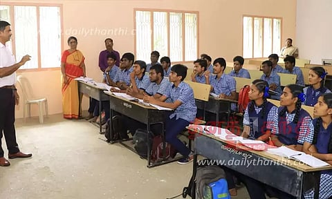 அரசு பள்ளிகளில் 'ரோபோட்டிக்ஸ் லேப்' விரைவில் வருகிறது!