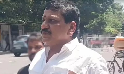 ஏர்போர்ட் மூர்த்தி குண்டர் சட்டத்தில் சிறையில் அடைப்பு