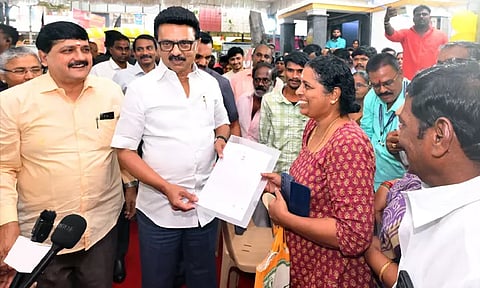 'உங்களுடன் ஸ்டாலின்' முகாமிற்கு நேரில் சென்று முதல்-அமைச்சர் மு.க.ஸ்டாலின் ஆய்வு