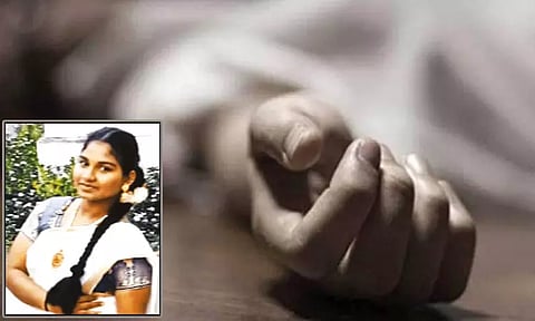 வகுப்பறையில் மயங்கி விழுந்து பிளஸ்-2 மாணவி உயிரிழப்பு - போலீசார் விசாரணை