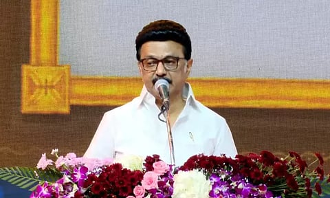 மாணவர்களிடையே சாதிய பாகுபாடு உருவாகாமல் பார்த்துக் கொள்ள வேண்டும் - ஆசிரியர்களுக்கு முதல்-அமைச்சர் அறிவுரை