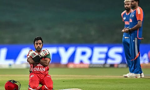 சர்வதேச கிரிக்கெட்: இந்தியாவுக்கு எதிராக புதிய வரலாறு படைத்த ஓமன் வீரர் ஆமிர் கலீம்