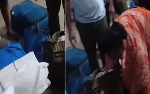 முதல் வகுப்பு ஏ.சி. ரெயில் பெட்டியில் போர்வைகளை திருட முயன்ற பயணிகள்; மடக்கிப் பிடித்த அதிகாரிகள்