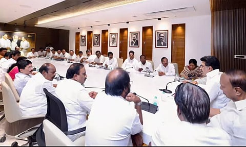 திமுக எம்.பி.க்களுடன் ஆலோசனை: முக்கிய தேர்தல் பொறுப்புகளை வழங்கிய முதல்-அமைச்சர் மு.க.ஸ்டாலின்