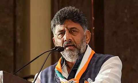 டி.கே.சிவக்குமார் மீதான சொத்து குவிப்பு வழக்கு: சுப்ரீம் கோர்ட்டில் விசாரணை ஒத்திவைப்பு