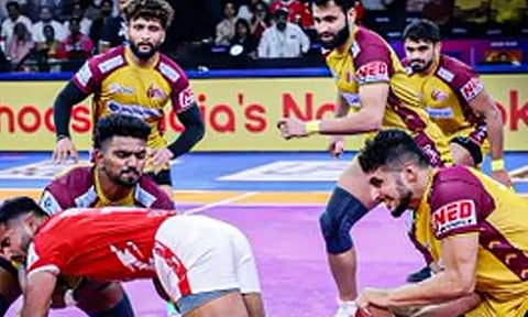 புரோ கபடி லீக்: குஜராத் அணியை வீழ்த்தி தெலுங்கு டைட்டன்ஸ் வெற்றி