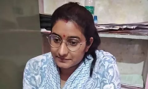 ராஜஸ்தானில் வீட்டுவசதி திட்ட பயனாளரிடம் ரூ.1,000 லஞ்சம் வாங்கிய பெண் அதிகாரி கைது