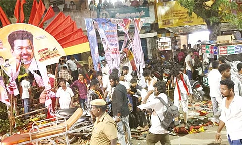 கரூர் கூட்ட நெரிசல் சம்பவம்: காவல்துறை விசாரணை தொடக்கம்