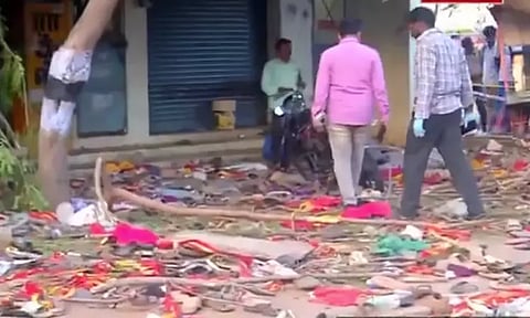 கரூரில் விஜய் பிரசாரம்: நெரிசல் ஏற்பட்ட இடத்தில் தடயவியல் குழுவினர் ஆய்வு