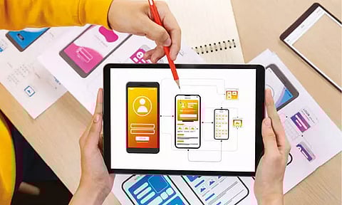 ஸ்மார்ட்போன் தொடர்பான படிப்புகளும், வேலைவாய்ப்புகளும் என்னென்ன...?