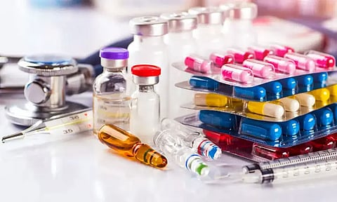 6 குழந்தைகள் உயிரிழந்த சம்பவம்: தமிழக மருந்து தயாரிப்பு நிறுவனத்தின் உரிமத்தை ரத்து செய்ய நோட்டீஸ்