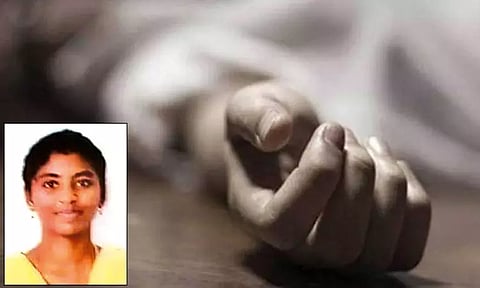 கல்லூரி மாணவி தூக்குப்போட்டு தற்கொலை: காதல் விவகாரமா? - போலீசார் விசாரணை