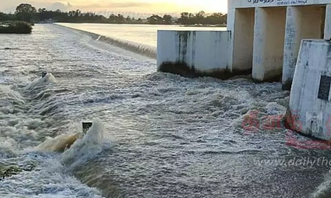தென்பெண்ணை ஆற்றின் கரையோர மக்கள் பாதுகாப்பாக இருக்க அறிவுறுத்தல்