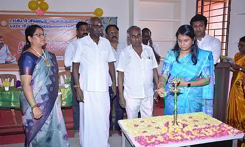 புழல் சிவந்தி ஆதித்தனார் பள்ளியில் தமிழ், ஆங்கில இலக்கிய மன்றங்கள் தொடக்கம்