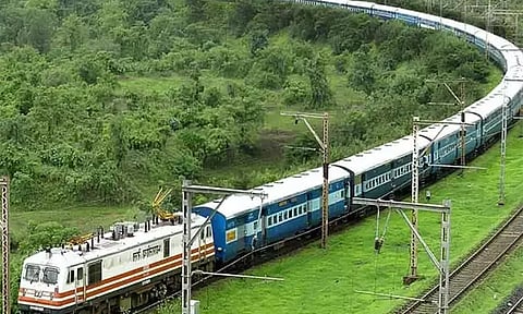 கோவை-தன்பாத் வாராந்திர சிறப்பு ரெயில் ரத்து