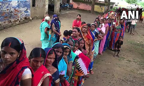 பீகார் தேர்தல்: பா.ஜ.க. கூட்டணிக்கு மீண்டும் வெற்றி வாய்ப்பு - கருத்துக்கணிப்பில் தகவல்