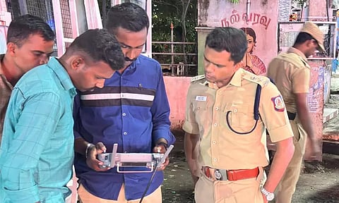 தூத்துக்குடியில் டிரோன் கேமரா மூலம் கண்காணிப்பு பணி: எஸ்.பி. ஆய்வு