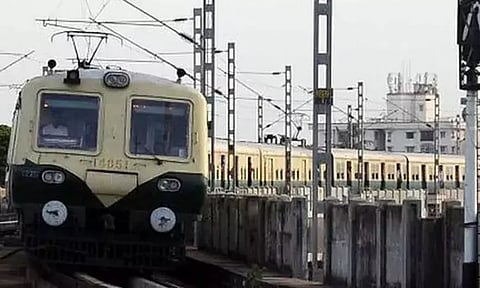 வேளச்சேரி-பரங்கிமலை பறக்கும் ரெயில் டிசம்பர் மாதம் செயல்பாட்டுக்கு வரும் என தகவல்