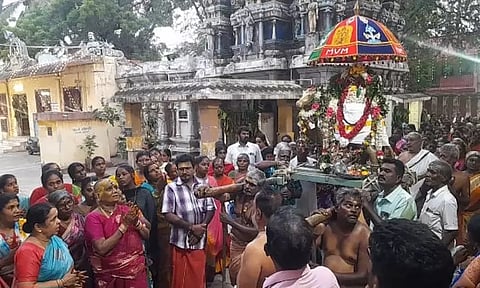 சோழவந்தான் பிரளயநாதசுவாமி கோவிலில் பிரதோஷ விழா