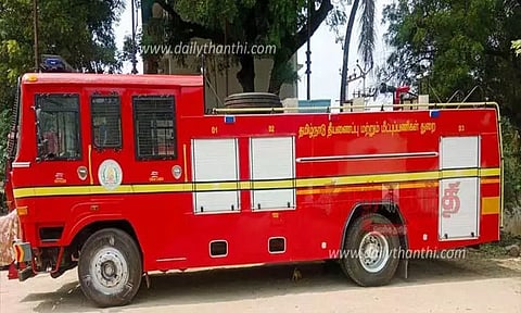 தீபாவளி பண்டிகை கொண்டாட்டம்; தமிழகத்தில் 13 இடங்களில் தீ விபத்து பதிவு