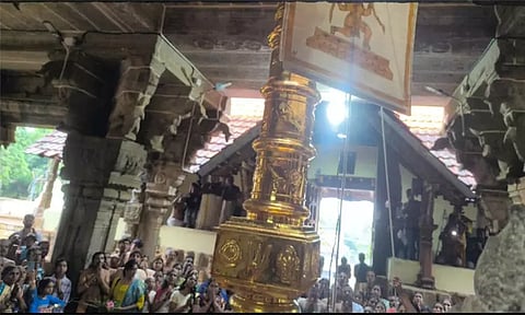 திருவட்டார் ஆதிகேசவ பெருமாள் கோவிலில் 10 நாள் திருவிழா கொடியேற்றத்துடன் துவங்கியது