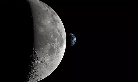 பூமியின் அருகில் சுற்றி வரும் புதிய நிலா; விண்வெளி ஆராய்ச்சியாளர்கள் கண்டுபிடிப்பு