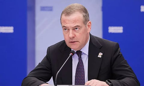 புதிய பொருளாதார தடை: ரஷியா மீது டிரம்ப் போர் தொடுக்கிறார் - ரஷிய முன்னாள் அதிபர் சாடல்