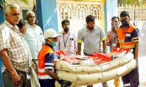 92 இடங்களிலிருந்து 37.91 மெட்ரிக் டன் பழைய பொருட்கள் சேகரிக்கப்பட்டு அகற்றம் - சென்னை மாநகராட்சி