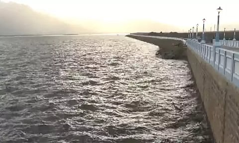 பவானிசாகர் அணைக்கு நீர்வரத்து சரிவு - உபரிநீர் திறப்பு குறைப்பு