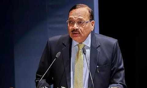 சூரியகாந்தை சுப்ரீம் கோர்ட்டு புதிய தலைமை நீதிபதியாக பரிந்துரைத்த பி.ஆர்.கவாய்