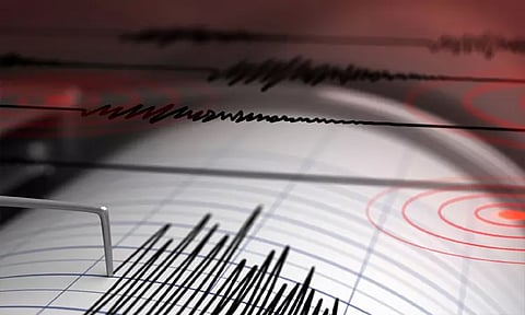 துருக்கியில் கடுமையான நிலநடுக்கம்; கட்டிடங்கள் குலுங்கின