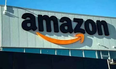 30 ஆயிரம் ஊழியர்களை பணி நீக்கம் செய்ய அமேசான் முடிவு: ஊழியர்கள் அதிர்ச்சி