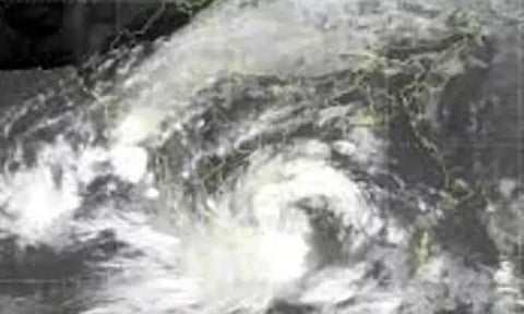 மோந்தா புயல்: சென்னையில் மழை குறையும்