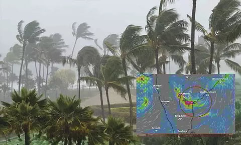 110 கி.மீ வேகத்தில் சூறைக்காற்றுடன் ஆந்திராவில் கரையை கடந்தது ‘மோந்தா' புயல்