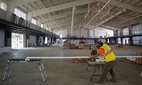 வெளிநாட்டவருக்கு வேலை அனுமதி வழங்குவதை அமெரிக்கா நிறுத்தியது; இந்தியர்கள் பாதிப்பு