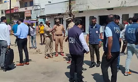 கரூர் கூட்ட நெரிசல்: 5 மணி நேரமாக நடைபெறும் சிபிஐ விசாரணை