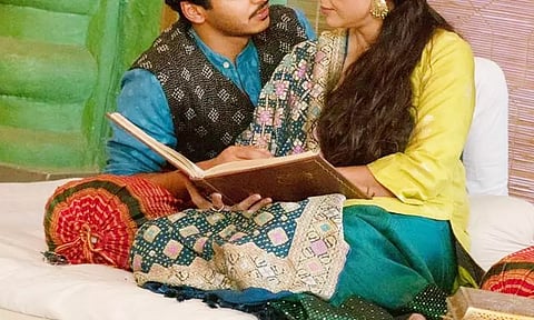 The 24-year-old hero who starred opposite a 48-year-old actress...the film is a blockbuster - do you know who they are?