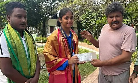 ஒலிம்பிக்ல தங்கம் ஜெயிச்சா கார்த்திகாவிற்கு 100 பவுன் நகை போடுறேன்!- மன்சூர் அலிகான் வாக்குறுதி