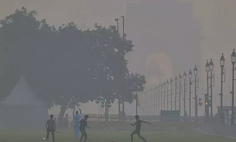 டெல்லியில் தொடர்ந்து அதிகரித்து வரும் காற்று மாசு