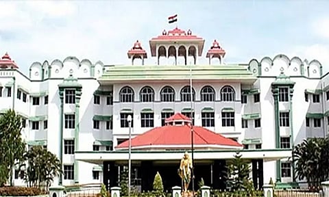 பூங்காவுக்காக ஒதுக்கிய இடங்களில் வேறு கட்டிடங்கள் கட்டக்கூடாது-மதுரை ஐகோர்ட்டு உத்தரவு