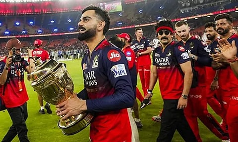 ஐ.பி.எல்: பெங்களூரு அணியை வாங்க 6 நிறுவனங்கள் போட்டி