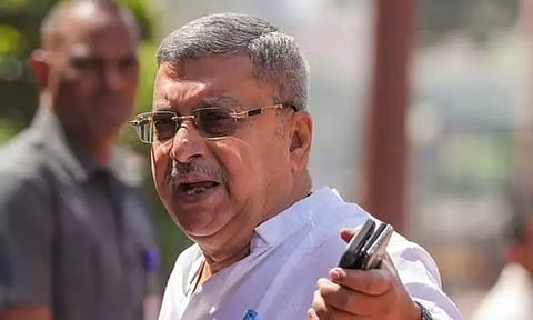 திரிணாமுல் காங்கிரஸ் எம்.பி. வங்கி கணக்கில் இருந்து ரூ. 56 லட்சம் திருட்டு - அதிர்ச்சி சம்பவம்